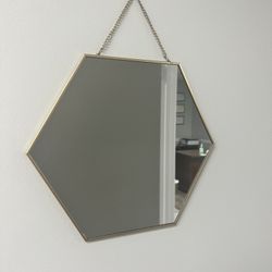 2 Small Mirrors 