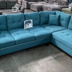 BRAND NEW 2PC SECTIONAL SOFA SET WITH ACCENT PILLOWS INCLUDED $299