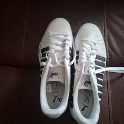Leather Puma Tennis Shoe