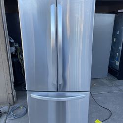 LG Refrigerator 30in Wide Stainless Steel 2024 