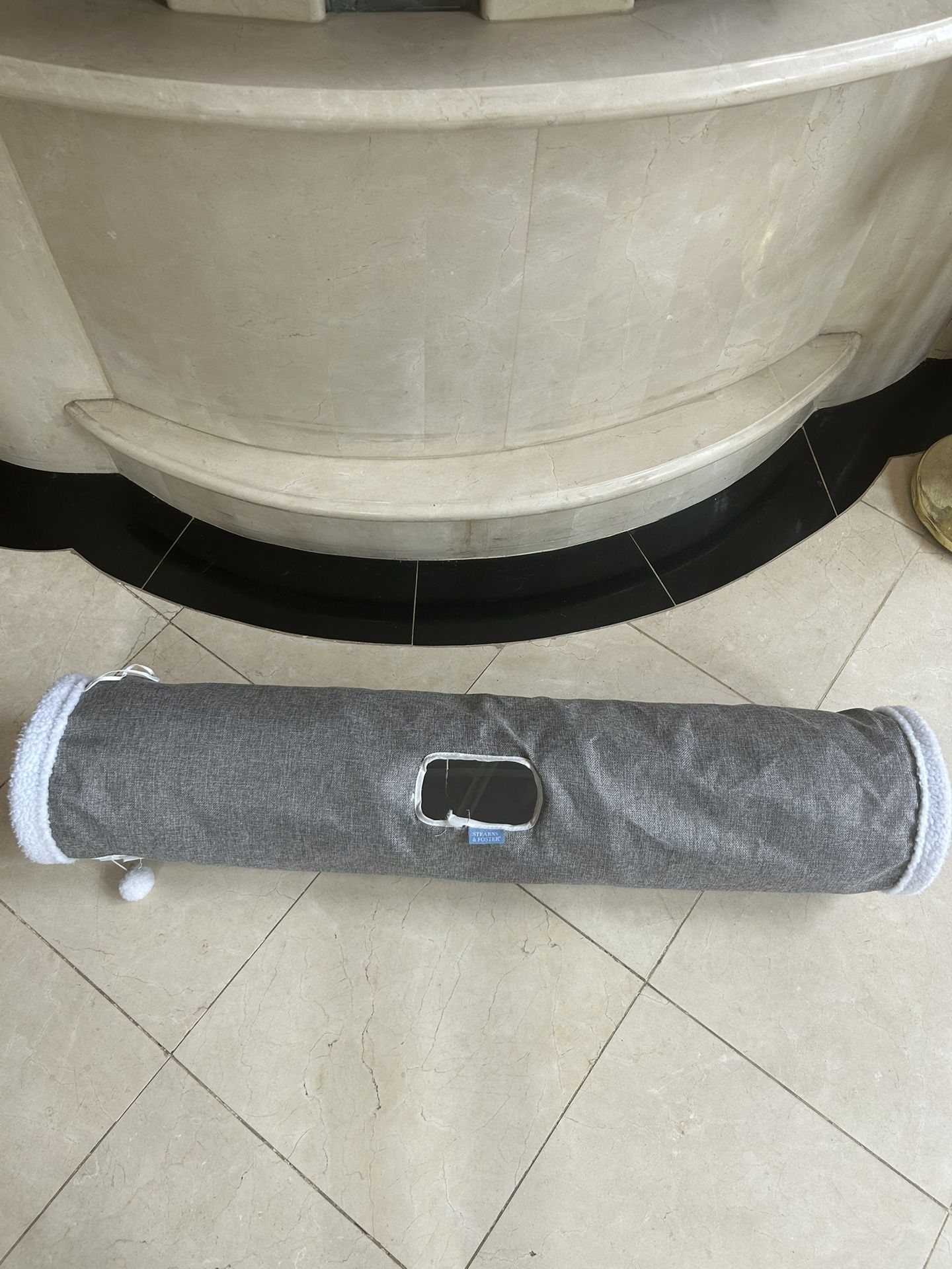 Stearns & Foster Sherpa Crinkle Tube Collapsible Tunnel