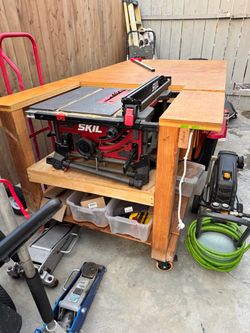 Table saw workbench $300