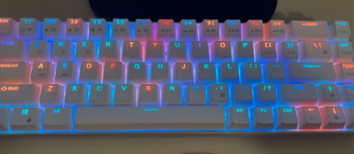 RK ROYAL KLUDGE RK61 Wireless Bluetooth 60% Hot swappable RGB gaming keyboard mechanical