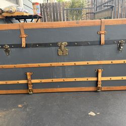 Vintage Trunk