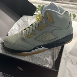 AIR JORDAN 5 RETRO