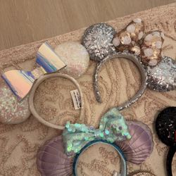 MINNIE MOUSE EARS - Set Of 11