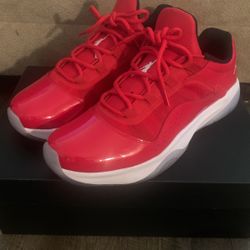 Jordan 11 online rouge noir