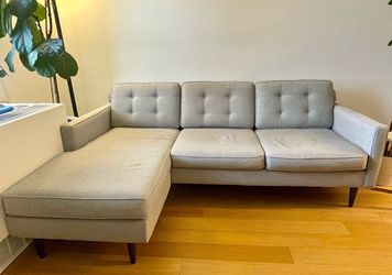 Light Gray Tufted Sectional Sofa with Chaise