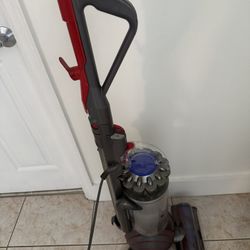 DYSON BALL ANIMAL UPRIGHT VACUUM 