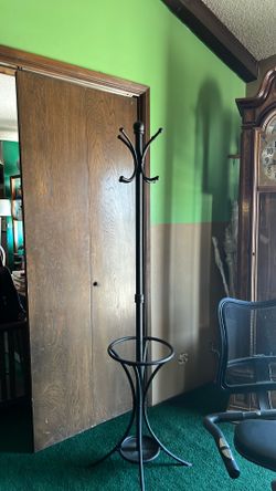 Black hammered coat hanger