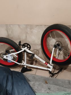 Fat Tire Bike White and Red