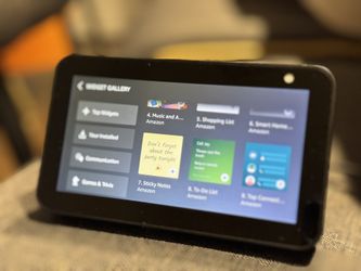 Amazon Echo Model H23K37 Smart Display With Alexa 