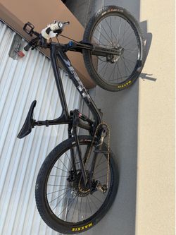 2018 Trek Fuel EX8 size Large