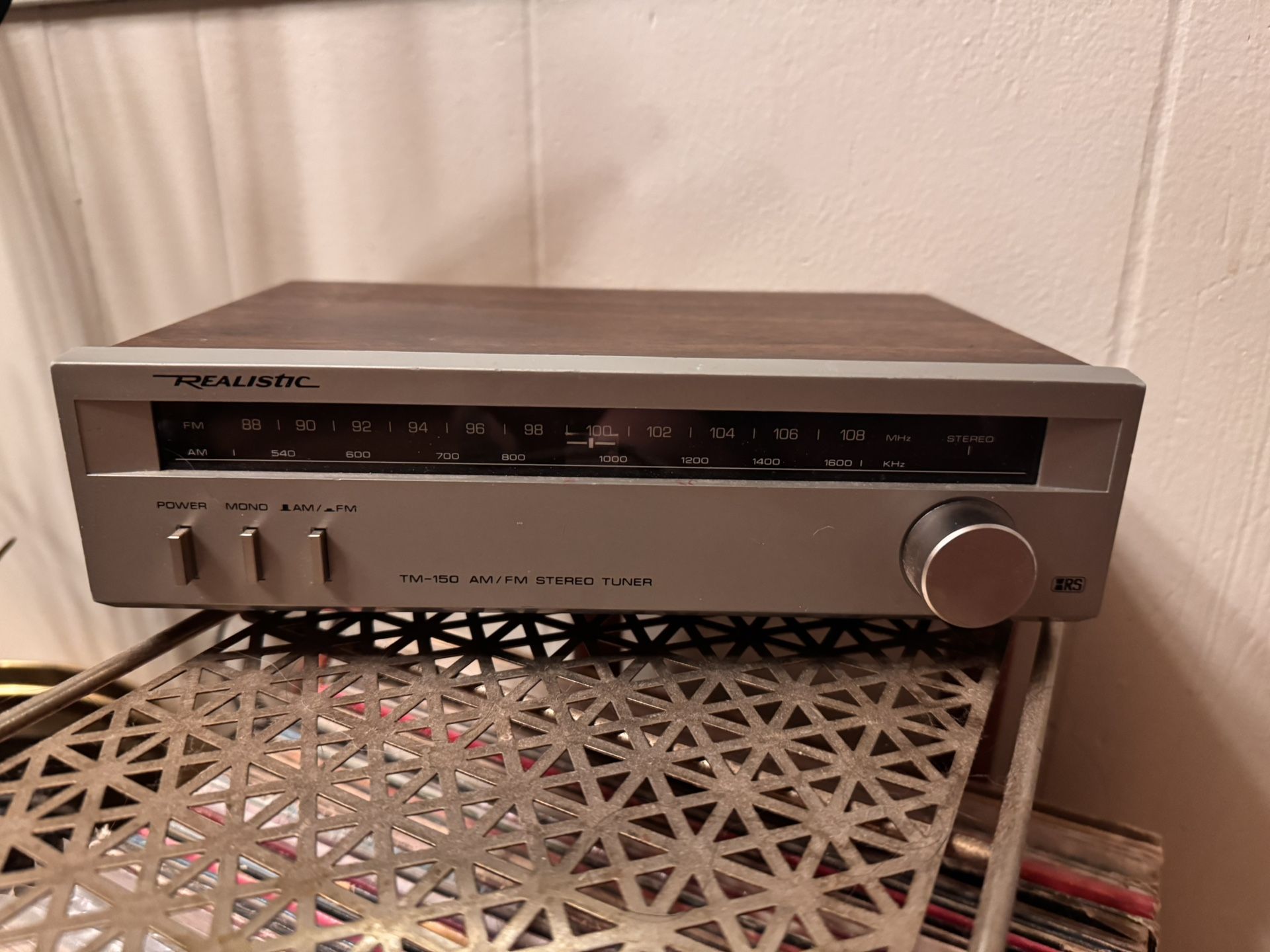 Vintage Realistic TM-150 AM/FM Stereo Tuner