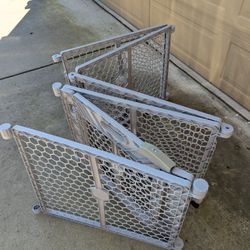 Baby Fence w/ Gate