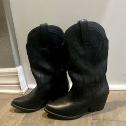 Black Cowgirl Boots