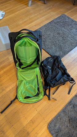 Osprey Ozone Convertible Luggage for Sale in Seattle, WA - OfferUp