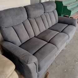 Couch With Recliner Seats