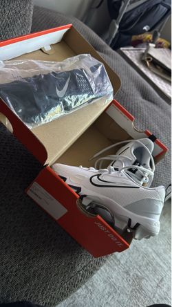 Baseball cleats/Baseball gloves