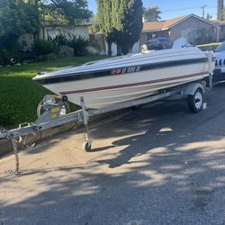 Bayliner Boat