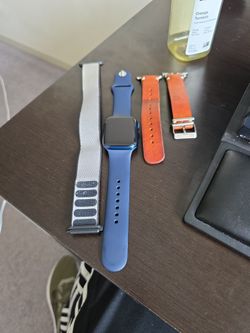 Apple Watch Series 6 With Extras.