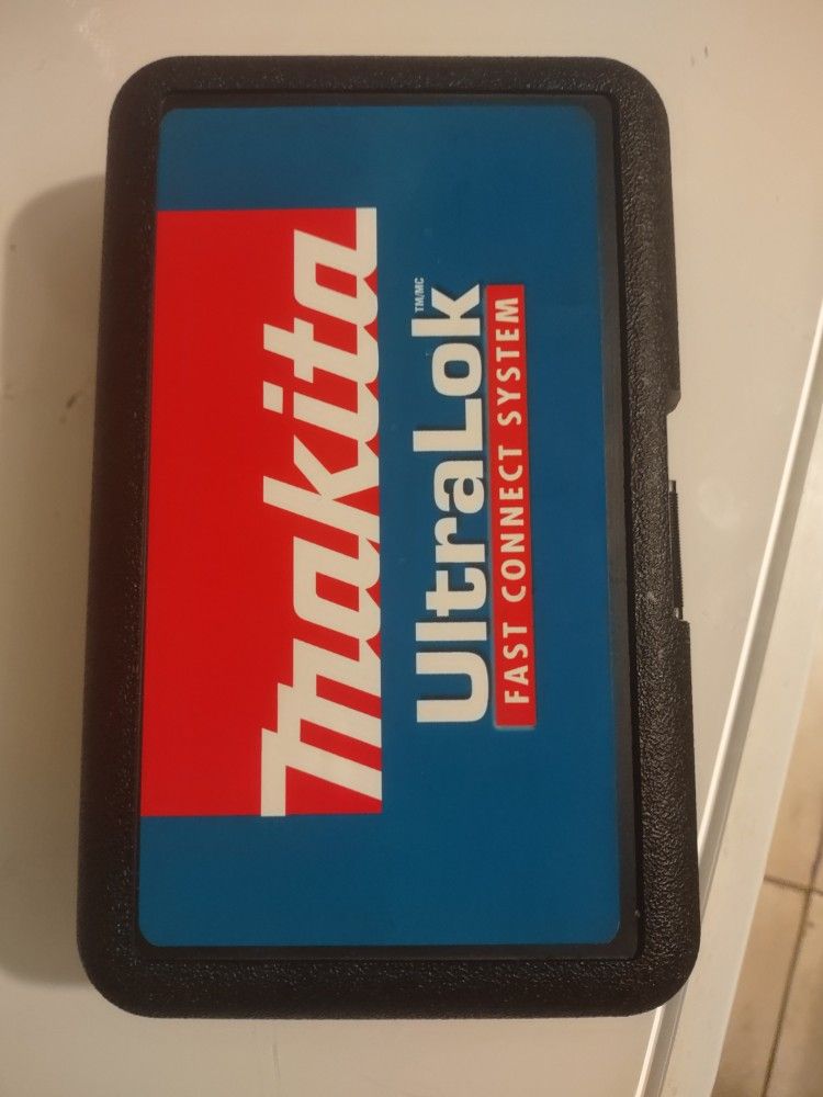 Makita 23 Piece Ultra Lock Drill Set