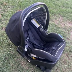 Graco Car Seat With Bases