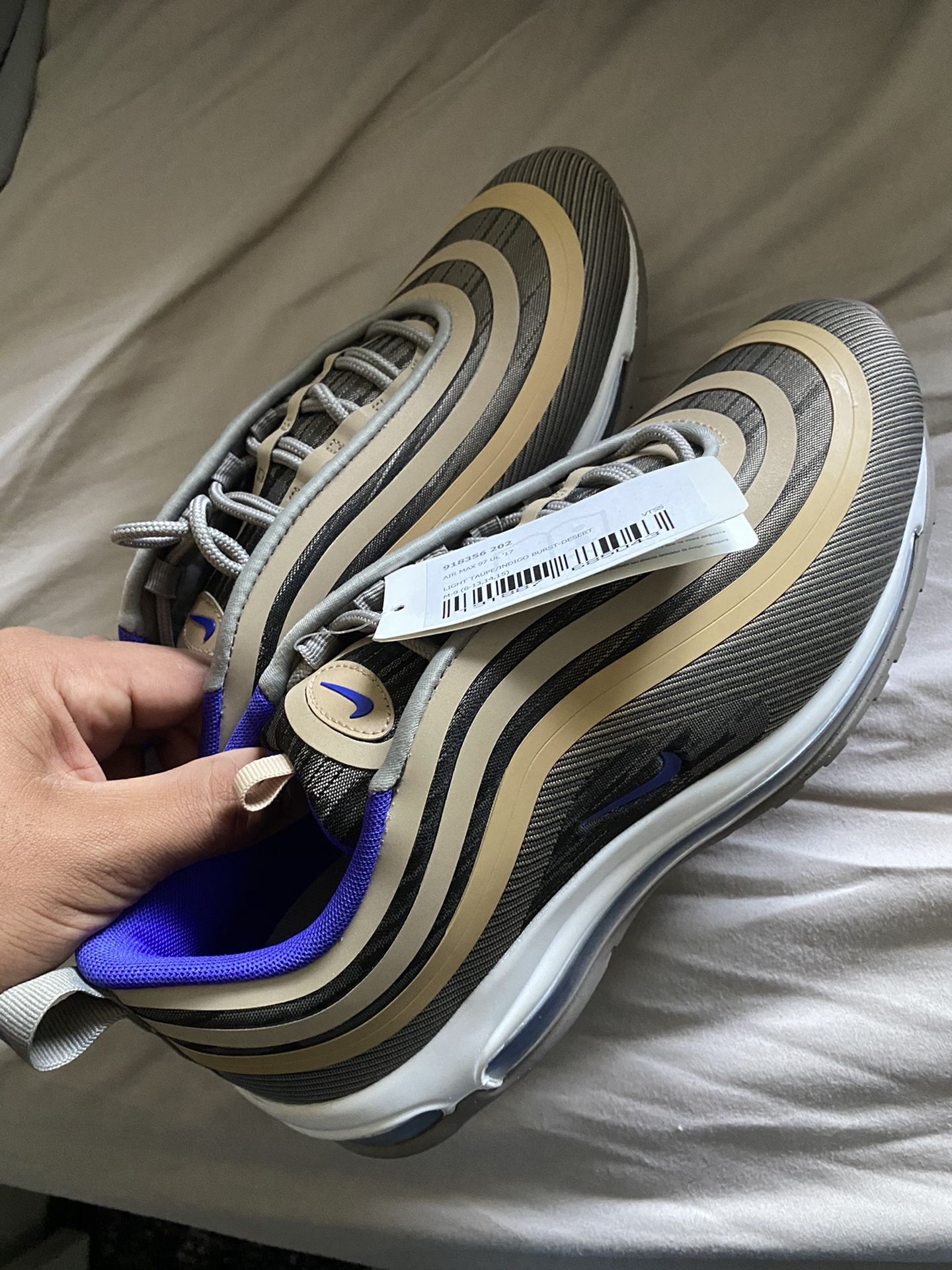 Nike sample air max