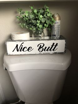 Decorative storage box