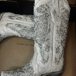 Boot Barn Boots Size 7 Pickup Today. Retail$300 /Tax