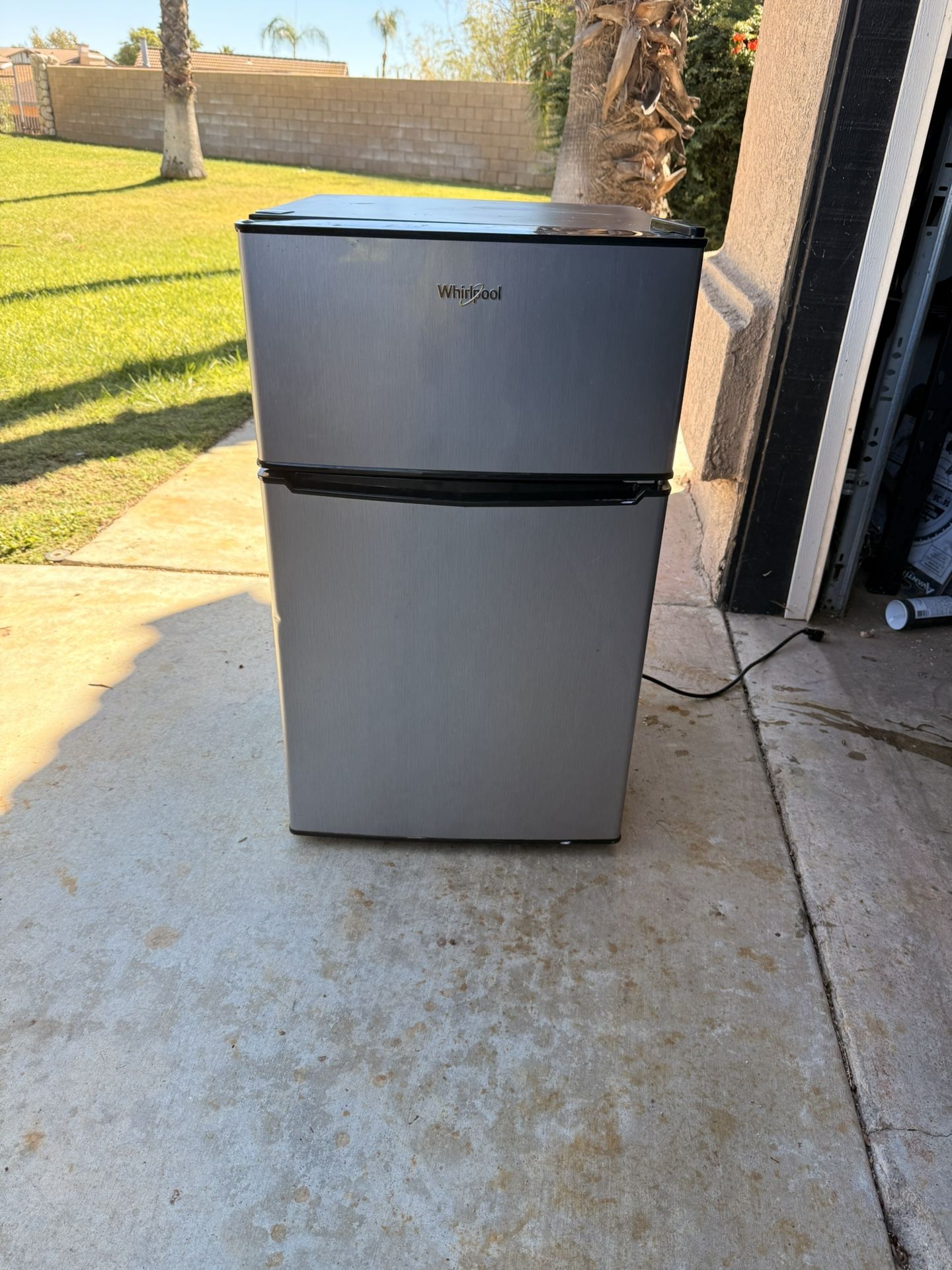 Whirlpool Mini Fridge