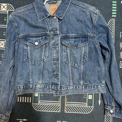 Gap Women’s Jacket 