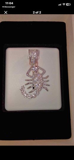 .925 with VVS Lab Diamonds pendants