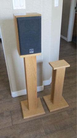 Solid Oak Speaker Stands
