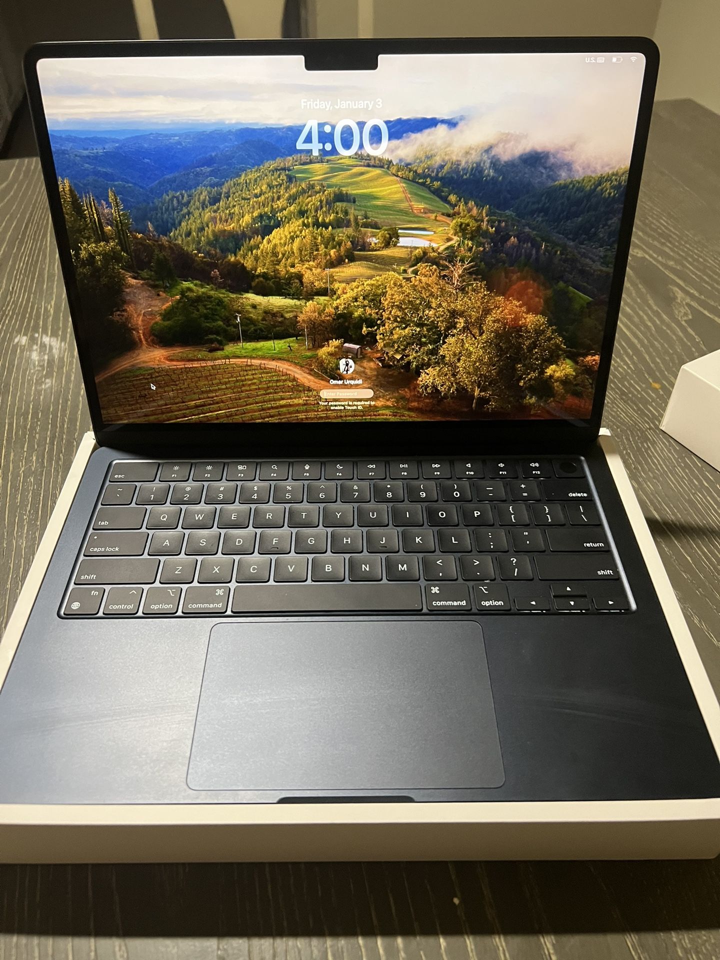 Mac Book M2