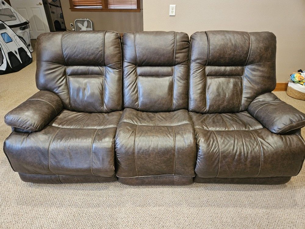 Wurstrow Triple Power Leather Sofa