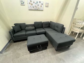 Sectional sofa with Ottoman