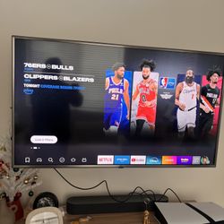 Selling LG 55 Inch Tv (2018 Model) Works Fine