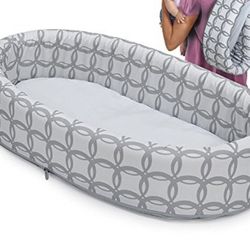 Lulyboo Portable Bassinet