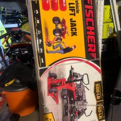 LIFT-JACK -FISCHER 750 lb. Heavy Duty ATV/Mower High-
Lift Jack