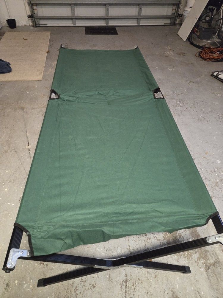 Camping Cot Deluxe