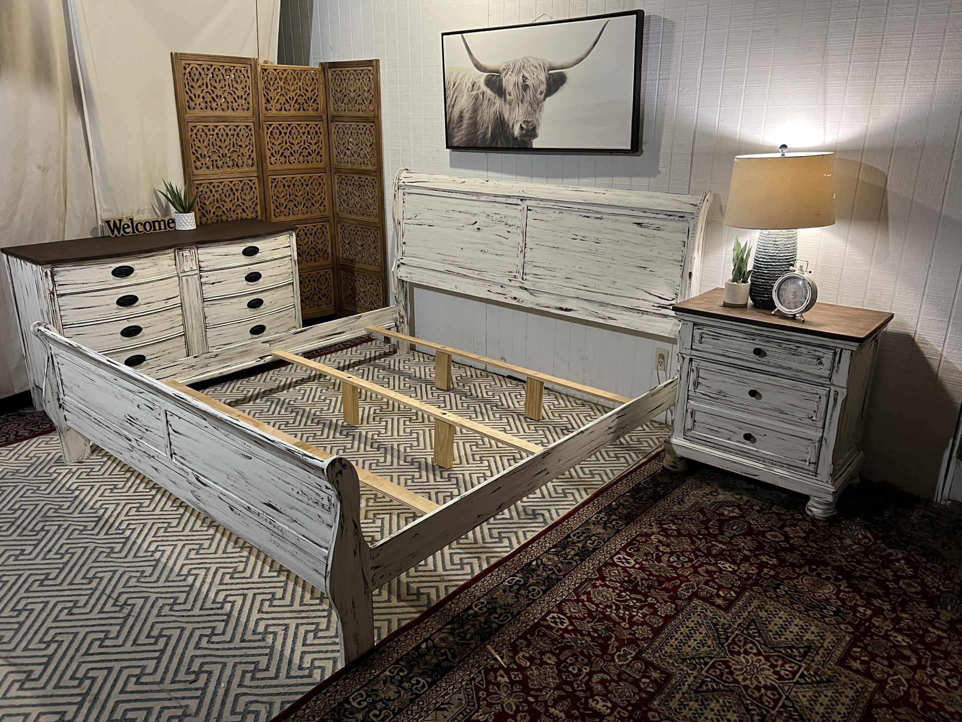 Farmhouse king size bed set dresser w/nighstand and bed frame $480 delivery available $20!!!