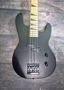 Jackson Electric Bass Guitar  !! $200 or best offer !!