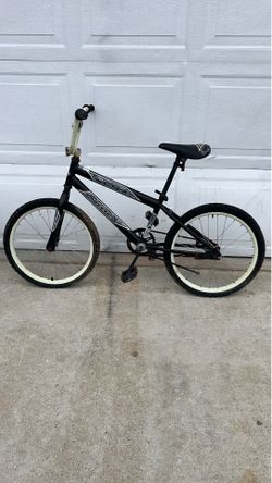 Huffy 20 Rock it 20 Inch Bicycle