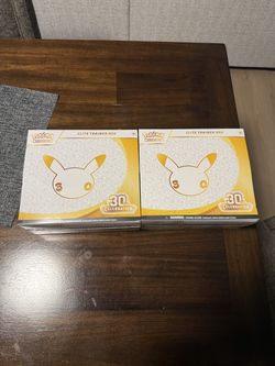 Pokemon 30th ETBs