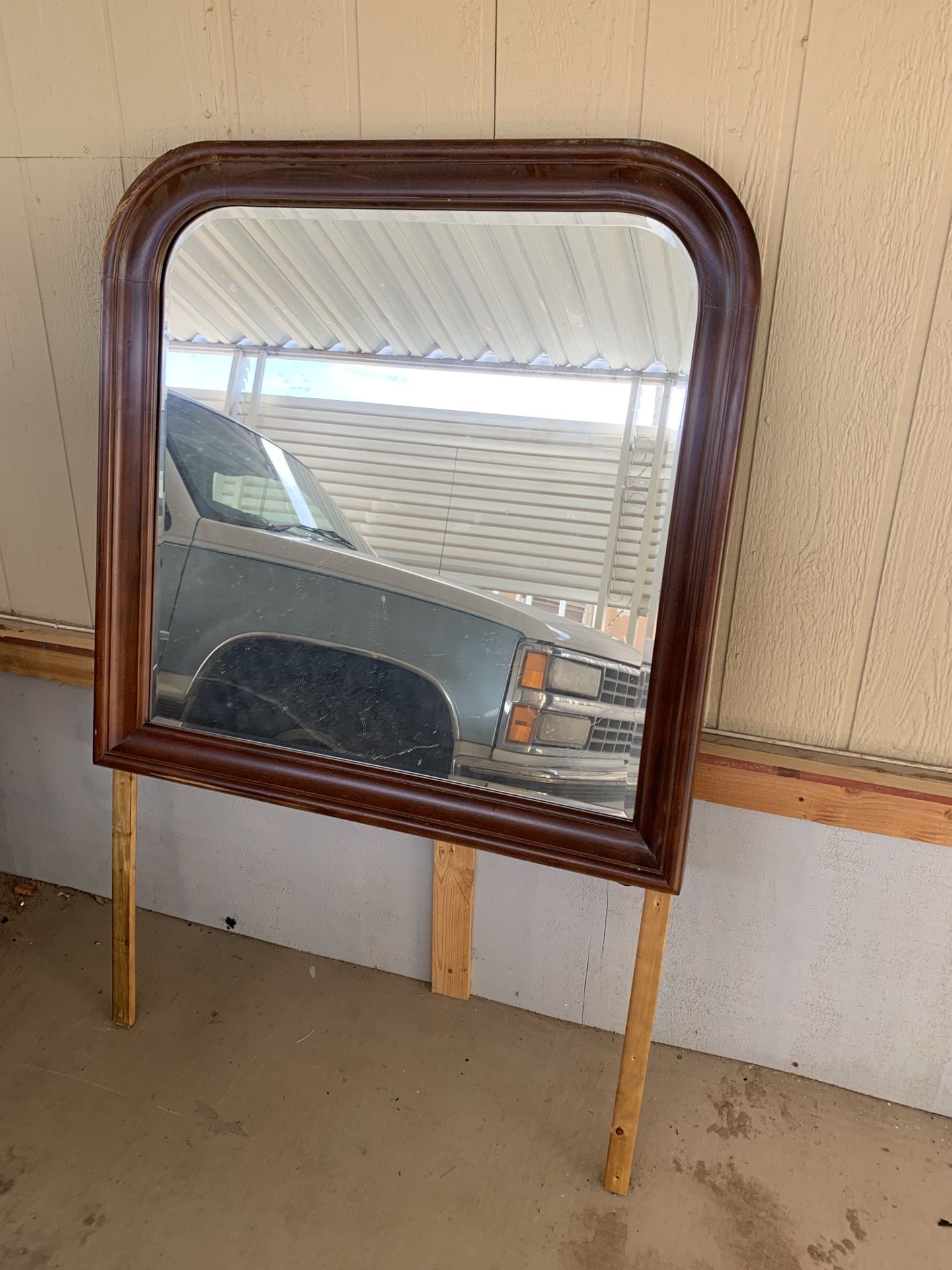 FREE Mirror