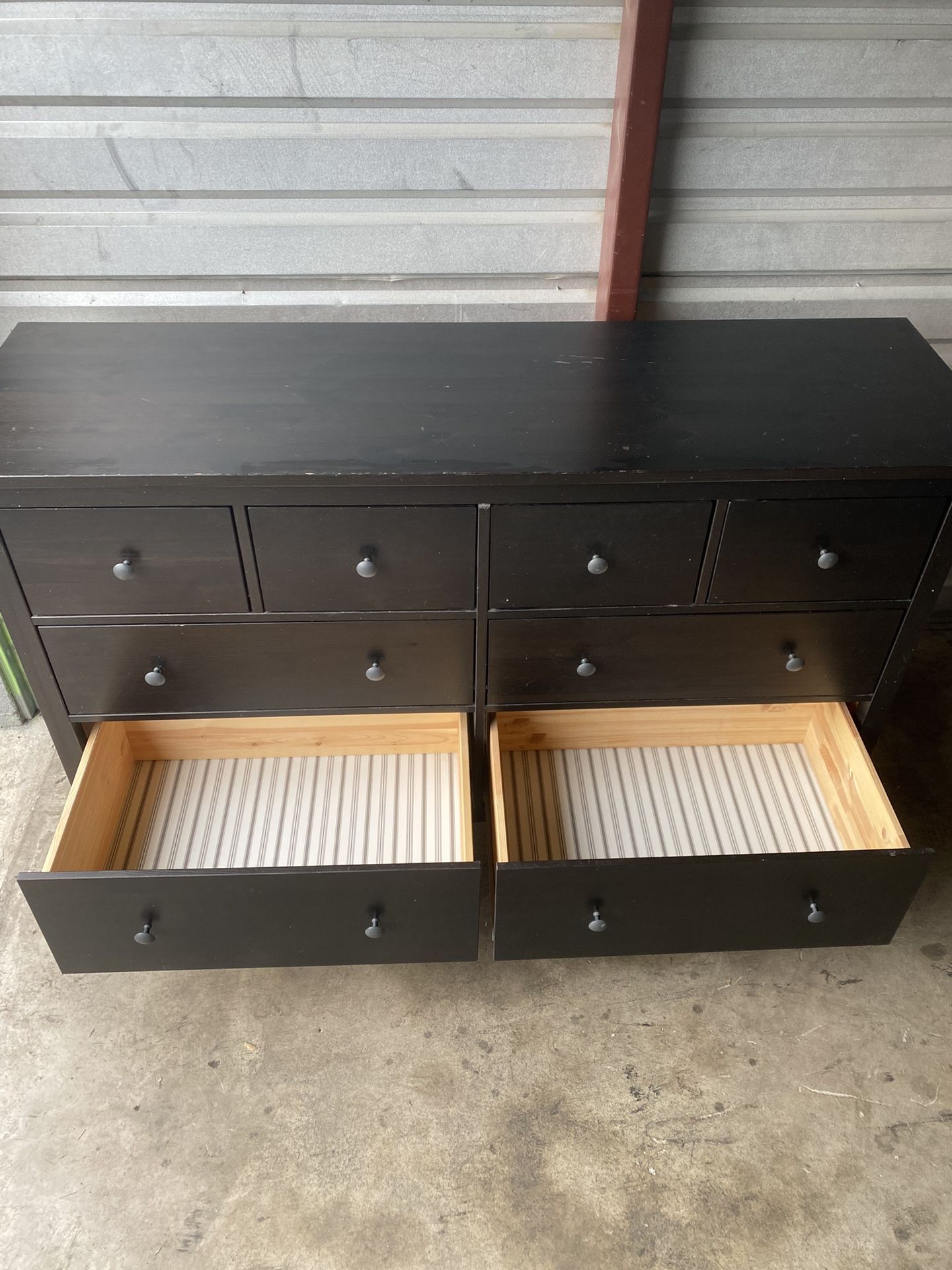 ikea black brown dresser Refinishing an IKEA Dresser: Dark Wash Transformation