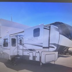 2021 ALPINE 37 Ft (3790FK)