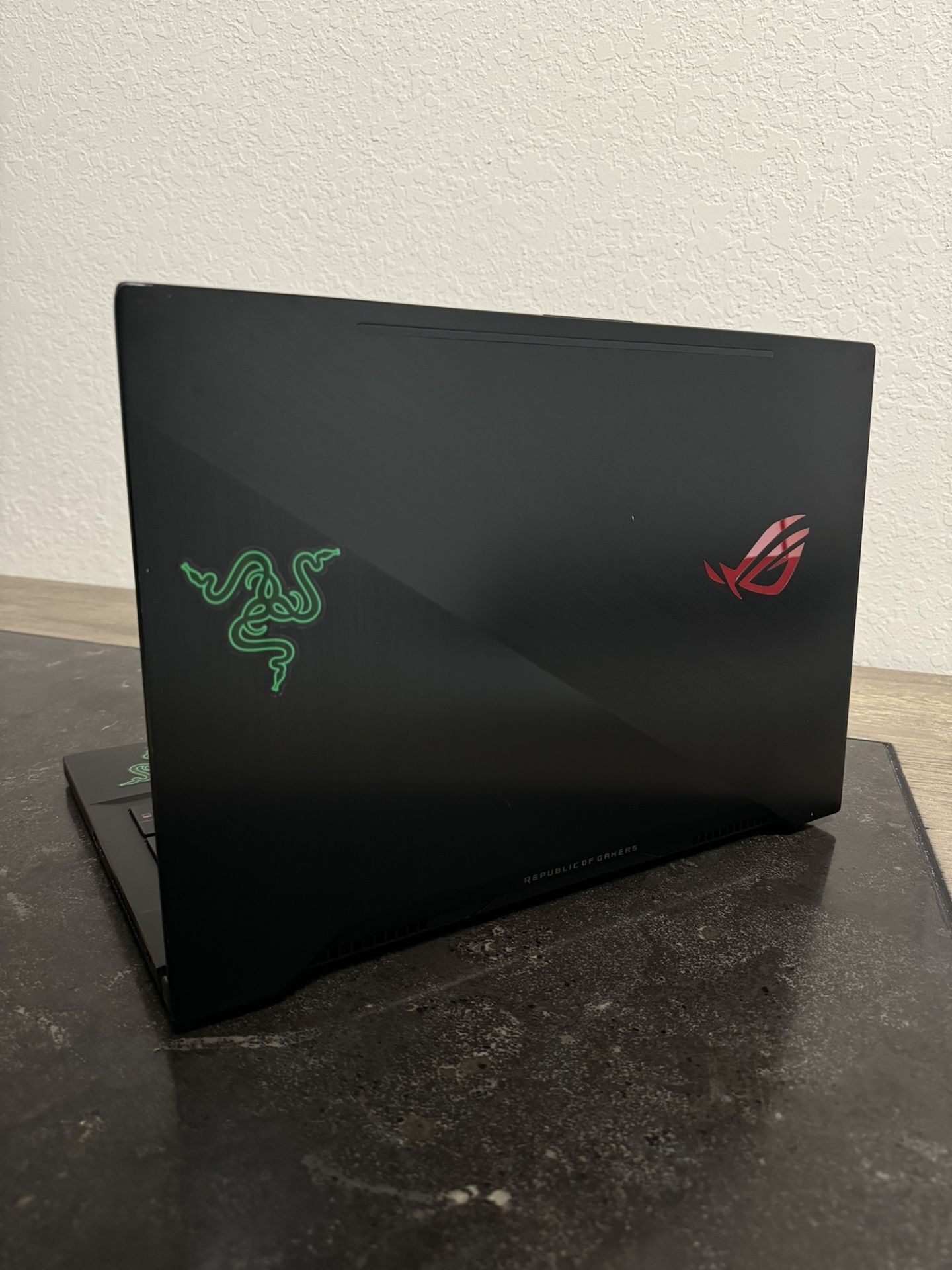 Asus Rog GU501GM Gaming Laptop