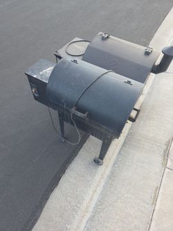 Free Traeger and Z grill